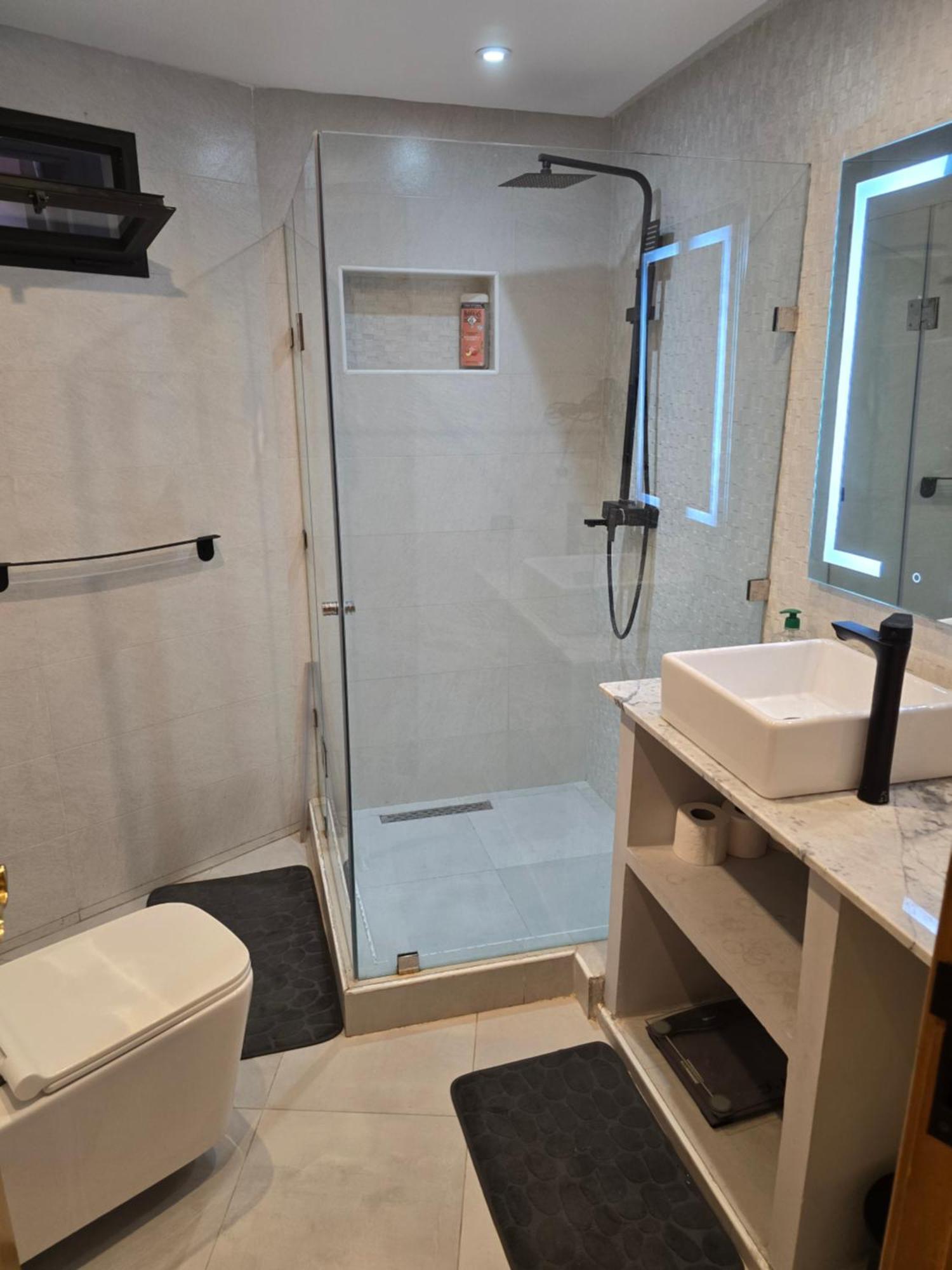 Appartement Moderne Avec Piscine